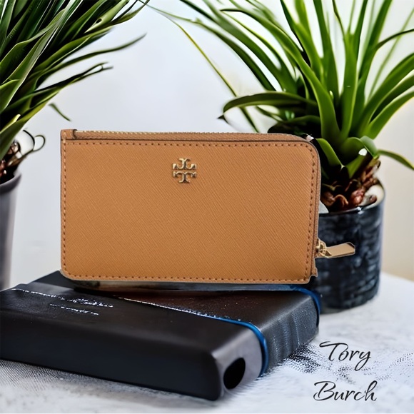 Tory Burch Handbags - Tory Burch card holder